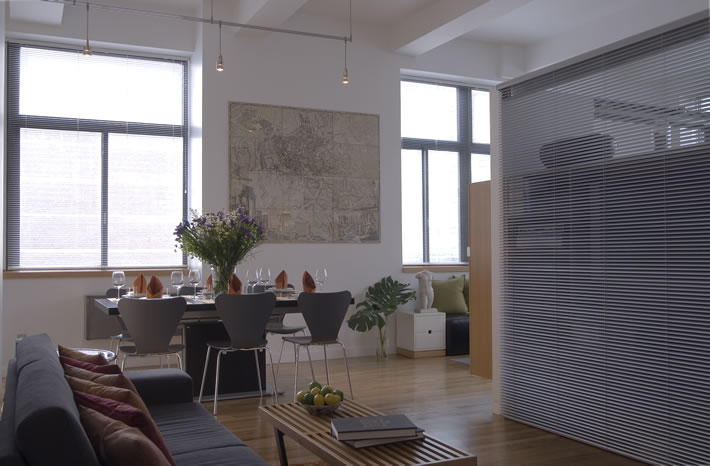 Click the image to close it.