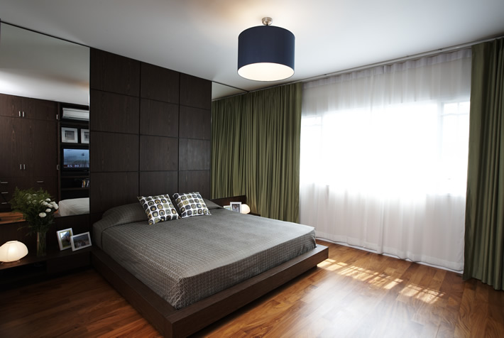 Click the image to close it.