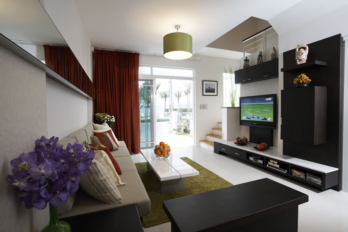 Click the image to close it.