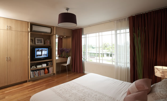 Click the image to close it.