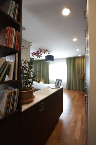 Click the image to close it.