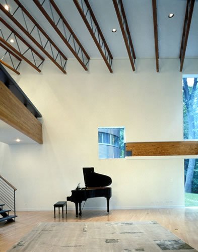 Click the image to close it.