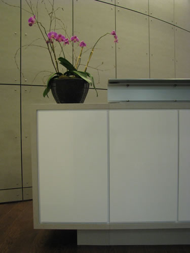 Click the image to close it.